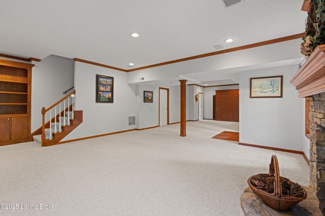 240 Henry Veech Rd, Finchville, KY 40022