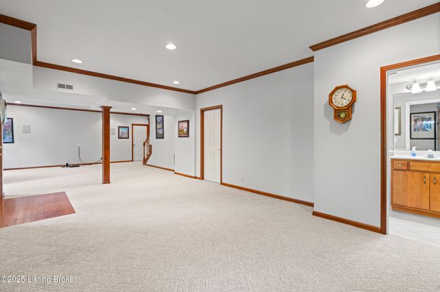 240 Henry Veech Rd, Finchville, KY 40022