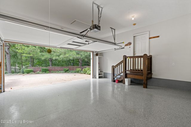 240 Henry Veech Rd, Finchville, KY 40022