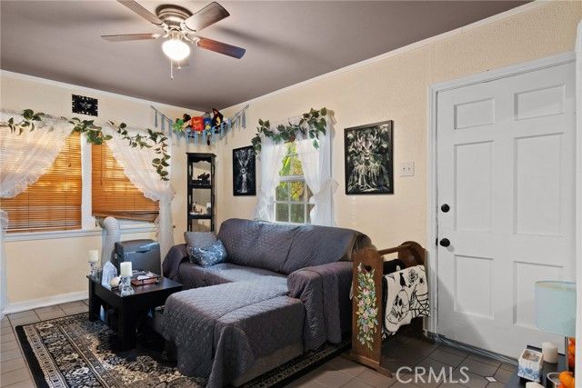 17806 Erwin St, Encino (los Angeles), CA 91316