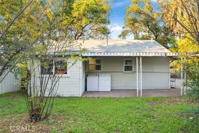 17806 Erwin St, Encino (los Angeles), CA 91316