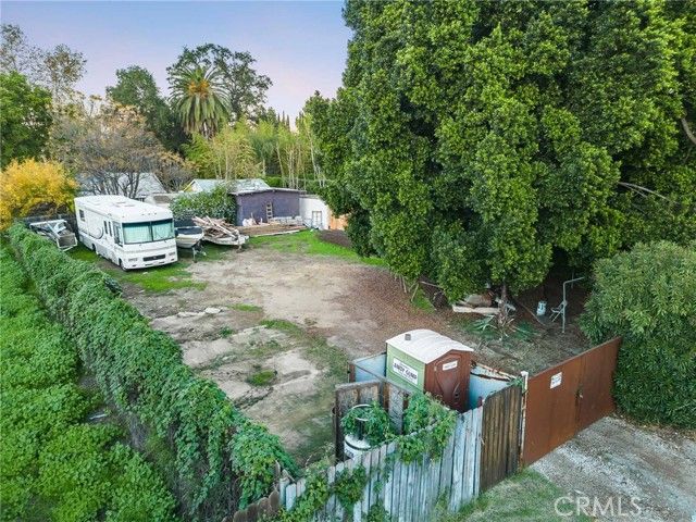 17806 Erwin St, Encino (los Angeles), CA 91316
