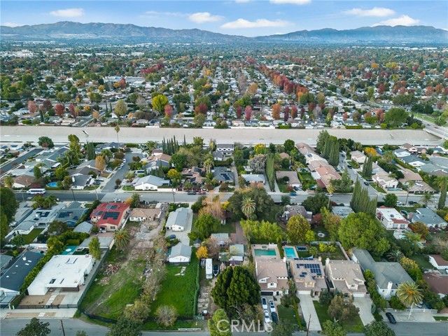 17806 Erwin St, Encino (los Angeles), CA 91316