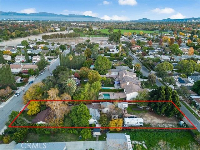 17806 Erwin St, Encino (los Angeles), CA 91316