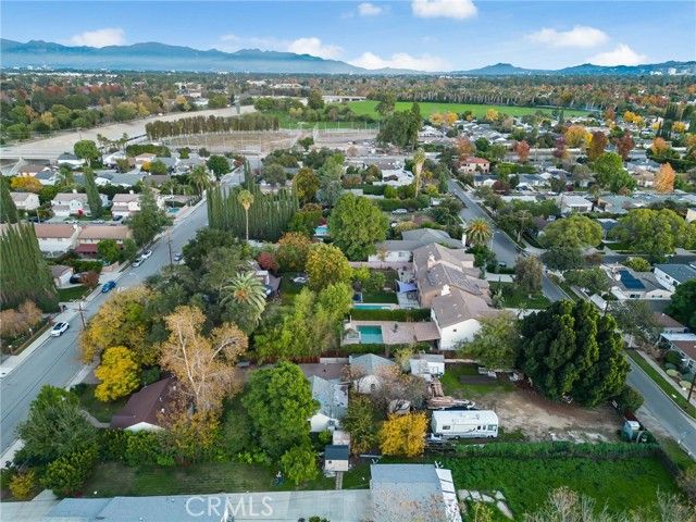 17806 Erwin St, Encino (los Angeles), CA 91316