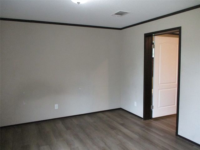 260 Rs County Road 3231, Emory, TX 75440