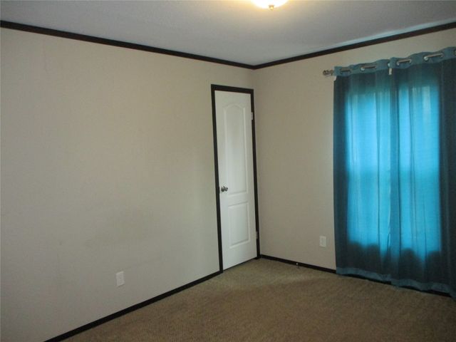 260 Rs County Road 3231, Emory, TX 75440