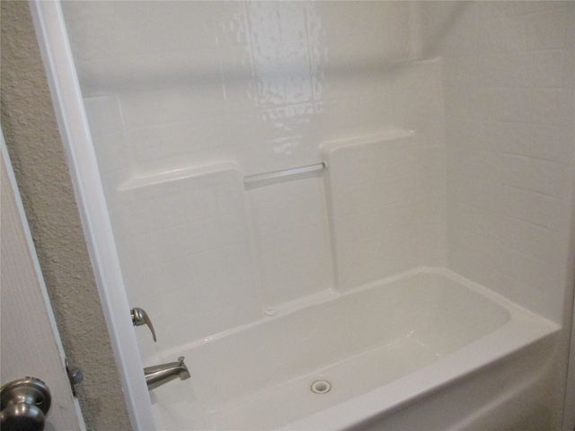 260 Rs County Road 3231, Emory, TX 75440
