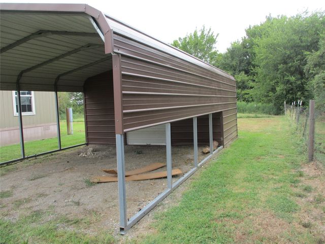 260 Rs County Road 3231, Emory, TX 75440