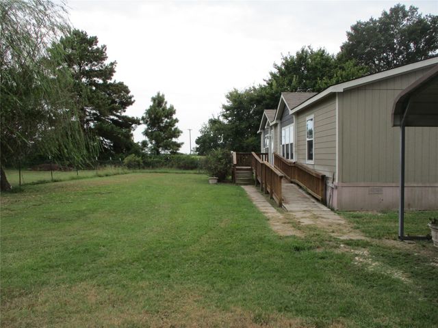 260 Rs County Road 3231, Emory, TX 75440