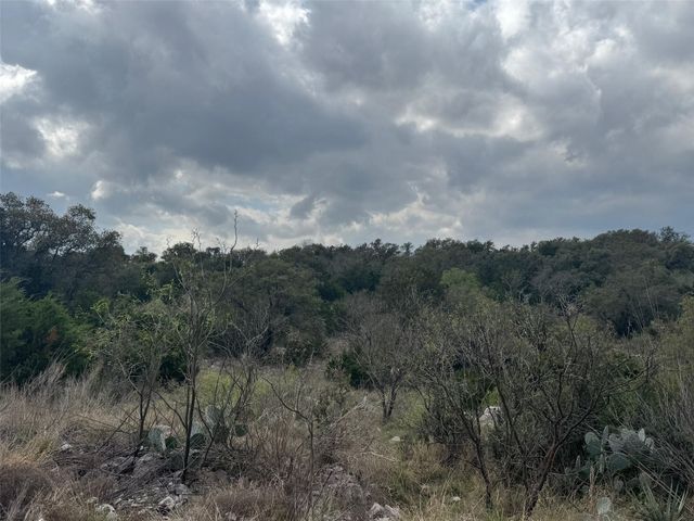 Lot 33 Eagle Feather, Kingsland, TX 78639