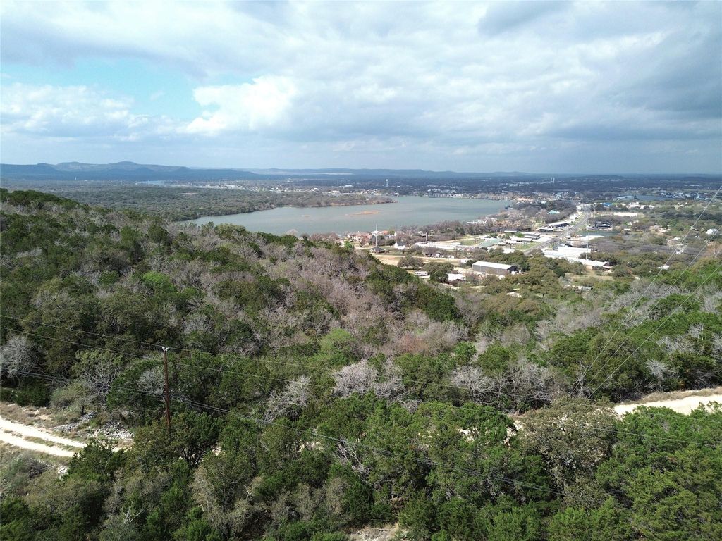 Lot 33 Eagle Feather, Kingsland, TX 78639