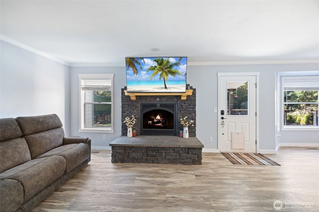 27614 76th Avenue E, Graham, WA 98338