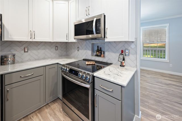 27614 76th Avenue E, Graham, WA 98338