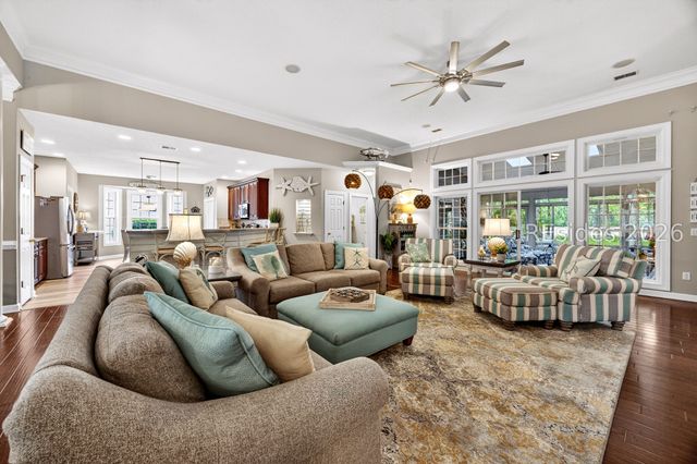 19 Eagle Pointe Cir, Okatie, SC 29909