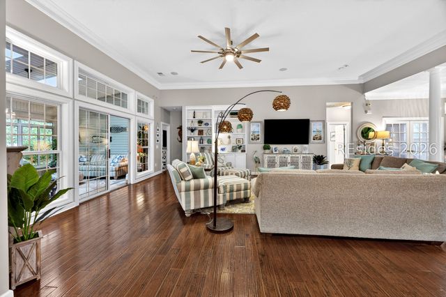 19 Eagle Pointe Cir, Okatie, SC 29909