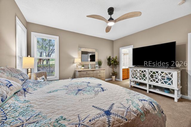 19 Eagle Pointe Cir, Okatie, SC 29909