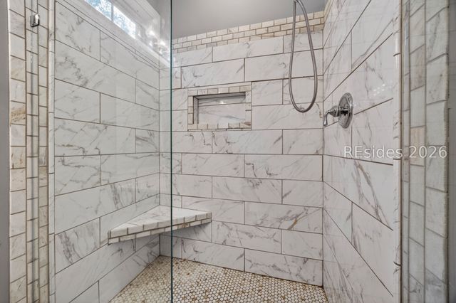 19 Eagle Pointe Cir, Okatie, SC 29909