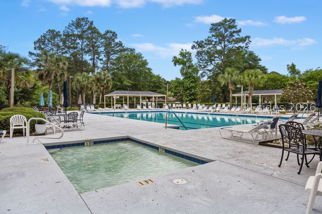 19 Eagle Pointe Cir, Okatie, SC 29909
