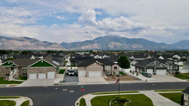 2611 W 1850 S, West Haven, UT 84401