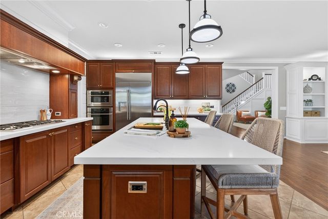 22505 Breakwater, Saugus, CA 91350