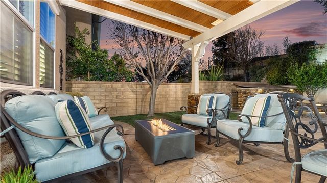 22505 Breakwater, Saugus, CA 91350