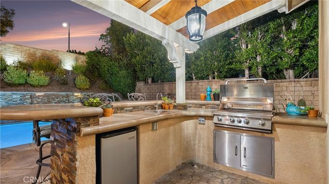 22505 Breakwater, Saugus, CA 91350