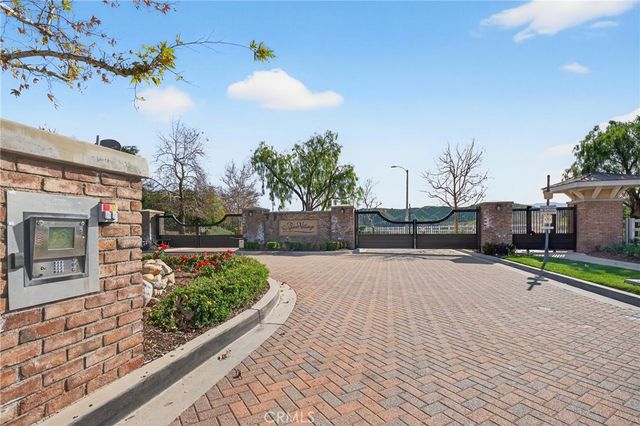 22505 Breakwater, Saugus, CA 91350