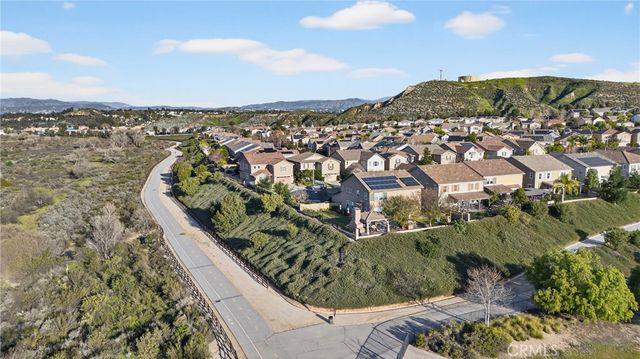 22505 Breakwater, Saugus, CA 91350
