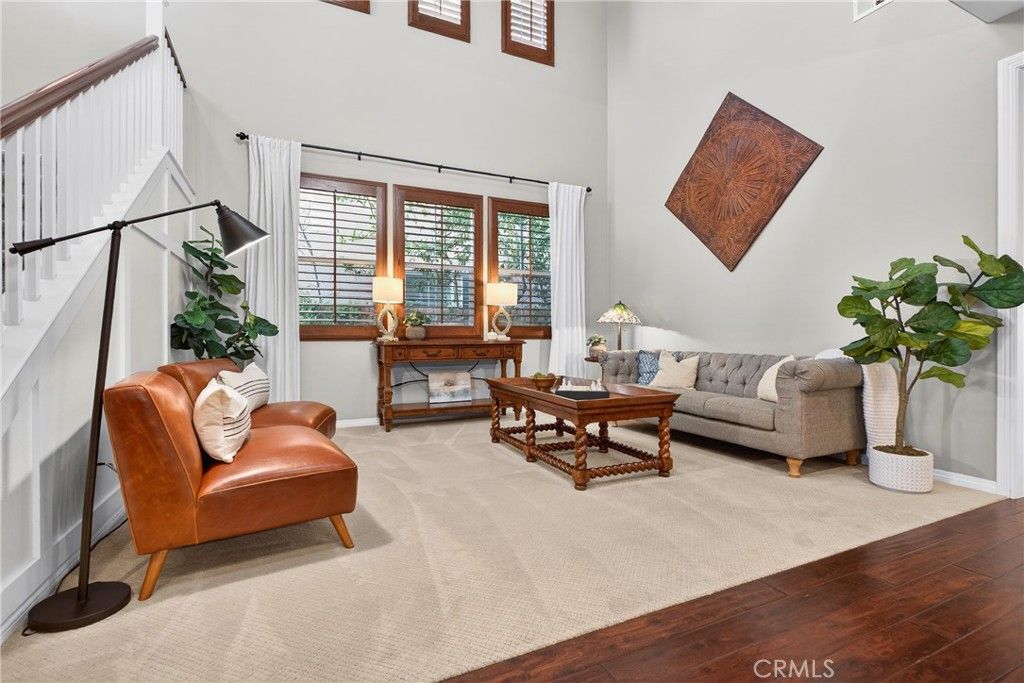 Image 5 of property listing at 22505 Breakwater, Saugus, CA 91350