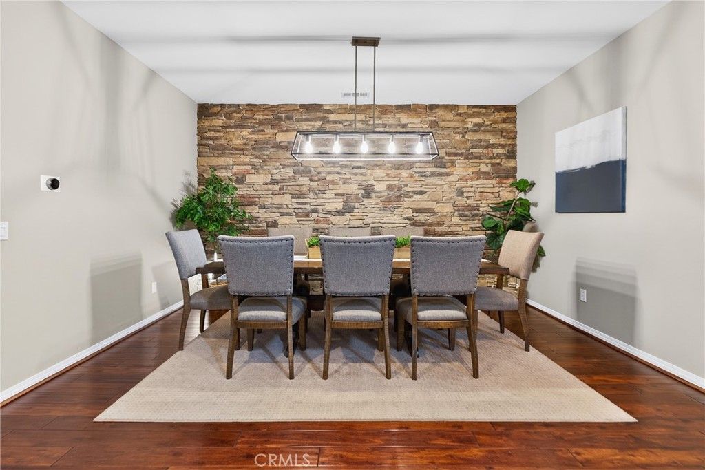 Image 8 of property listing at 22505 Breakwater, Saugus, CA 91350