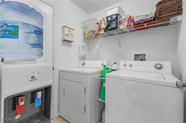 2525 NW 19th PL, Cape Coral, FL 33993