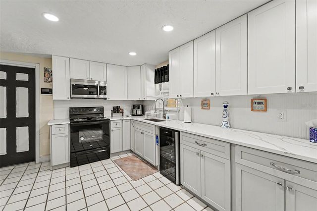 13714 ALLYN DRIVE, Hudson, FL 34667