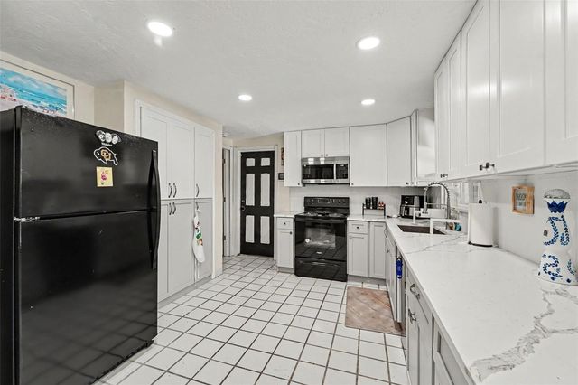 13714 ALLYN DRIVE, Hudson, FL 34667