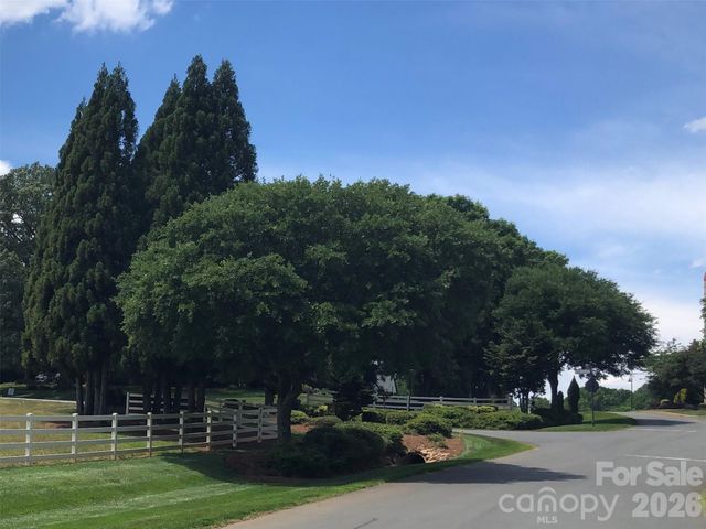 15938 Oxer Road 28, Mint Hill, NC 28227