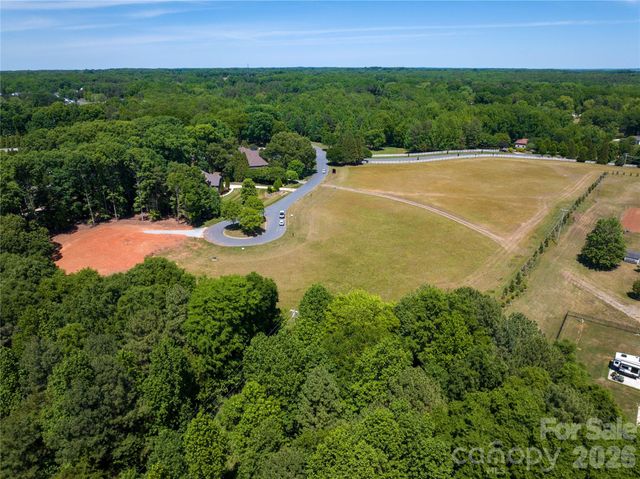 15938 Oxer Road 28, Mint Hill, NC 28227