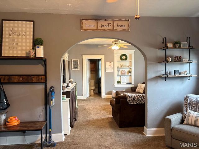 109 N Market Street, Warrenton, MO 63383