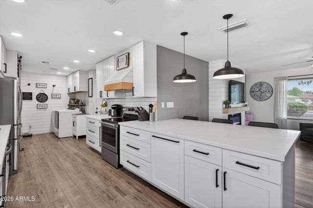 6609 S RITA Lane, Tempe, AZ 85283