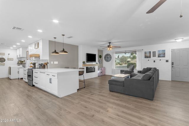 6609 S RITA Lane, Tempe, AZ 85283
