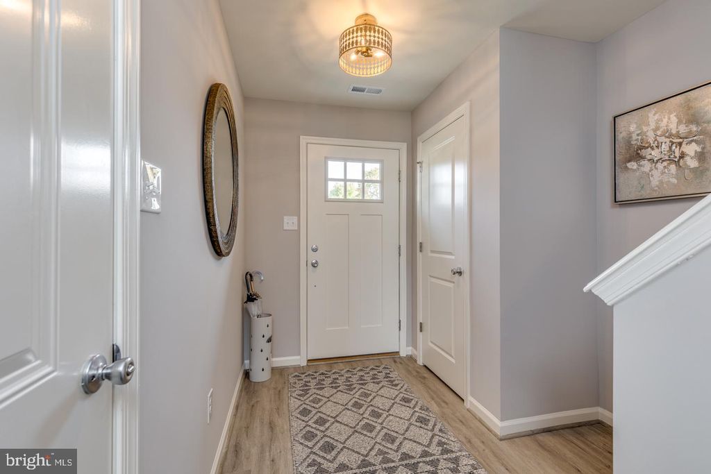 8 RAVELLO CT, Berlin, NJ 08009 — photo 3