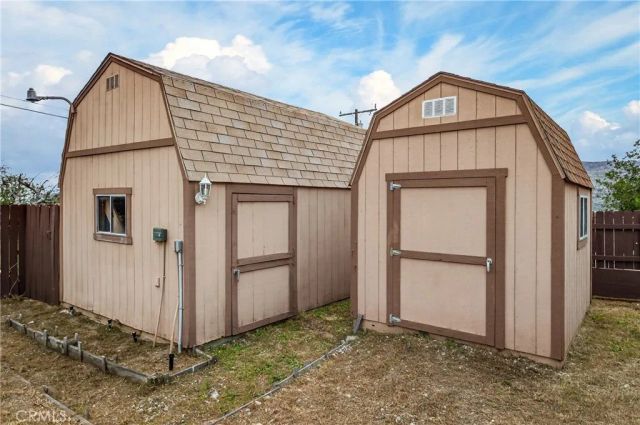 1294 N Blanchard, Banning, CA 92220