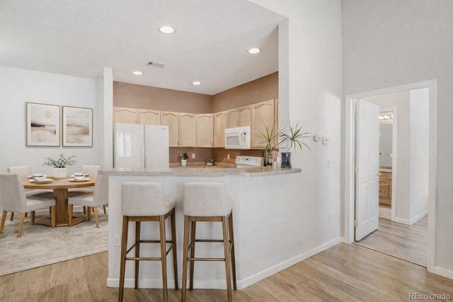 9692 W Coco Circle 304, Littleton, CO 80128