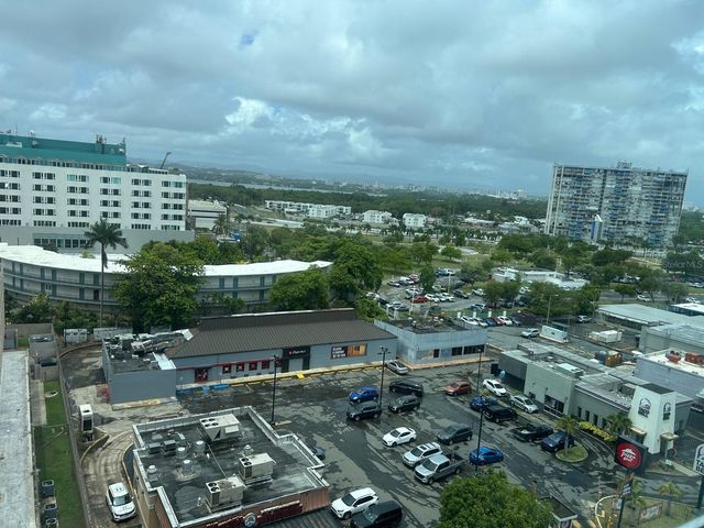 5757 Ocean Tower AVE ISLA VERDE AVENUE 1102, Carolina, PR 00979