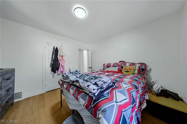 3407 Grovewood Avenue, Parma, OH 44134