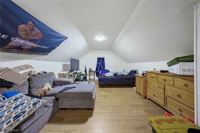 3407 Grovewood Avenue, Parma, OH 44134