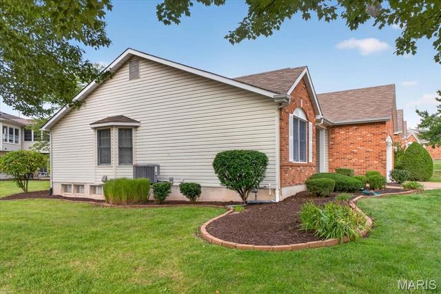 2169 Farnsworth Drive 1424A, O'fallon, MO 63368