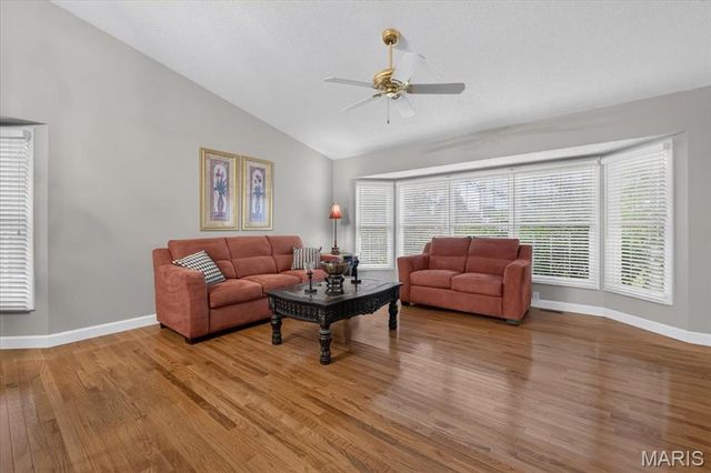 2169 Farnsworth Drive 1424A, O'fallon, MO 63368
