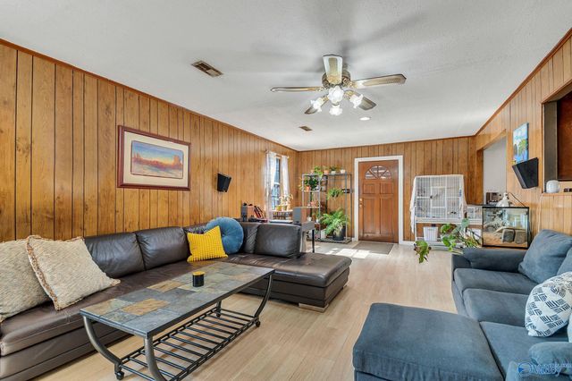 3411 Conger Road SW, Huntsville, AL 35805