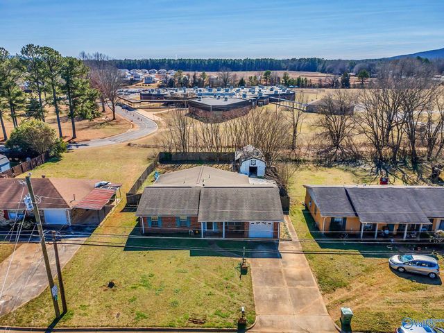 3411 Conger Road SW, Huntsville, AL 35805