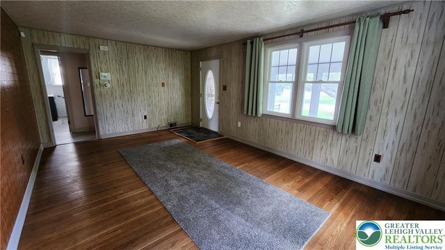 2809 Mary Street, Palmer Twp, PA 18045